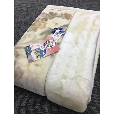 【ふるさと納税】C.R.P加工毛布 2枚合わせマイヤー毛布 シングルサイズ ベージュ 1枚 21507柄｜防寒 寒さ対策 節電対策 ブランケット 快眠 洗濯可能 プレゼント ギフト 誕生日 父の日 母の日 [0617]