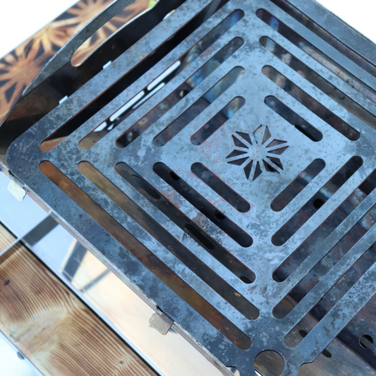 【ふるさと納税】COMGULI 3SET　品番：GL-101　五徳グリルプレート焚き火台 焚火台 たきび台 焚火 軽量 コンパクト収納 ソロ コンパクト シンプル アウトドア キャンプ キャンプ用品　BBQ キャンプ ふるさと納税 キャンプ 大阪府河内長野市