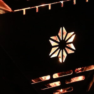 【ふるさと納税】COMOMU 焚き火台 焚火台 たきび台　焚火　軽量 ミニ コンパクト　コンパクト収納　ソロ コンパクト　シンプル アウトドア キャンプ キャンプ用品 BBQ　ソロキャンプ　バーベキュー バーベキューグリル ふるさと納税 キャンプ 大阪府河内長野市