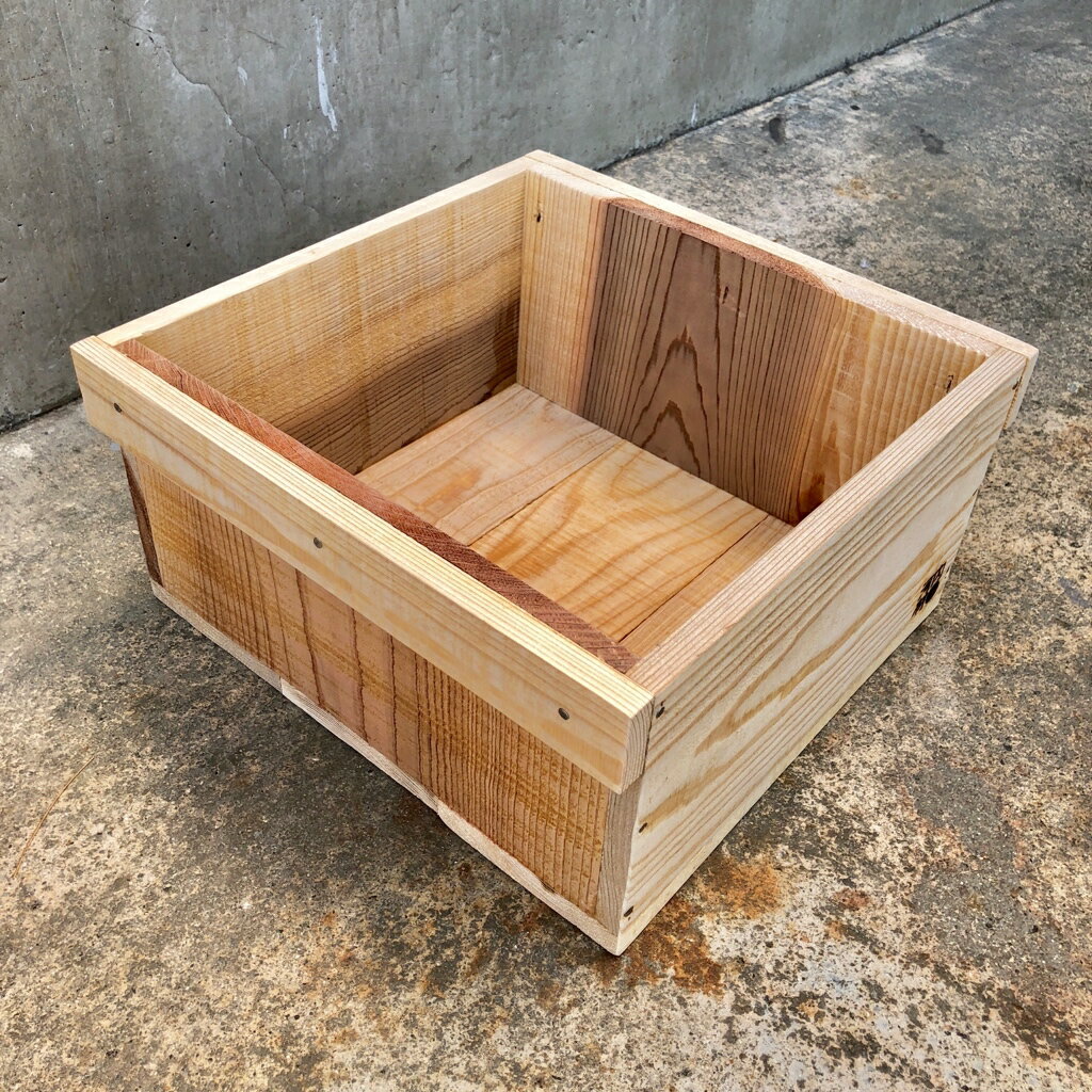 木箱(りんご箱)Eサイズ 31cm×31cm×15.5cm(おおさか 河内材 無塗装)