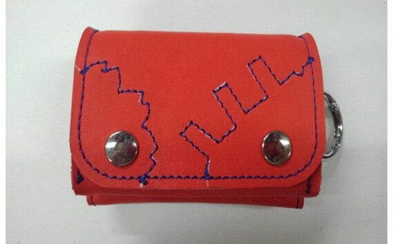 グローブの革製 コンパクトな三つ折り財布 RDA / さいふ 手作り レザー 送料無料 大阪府
