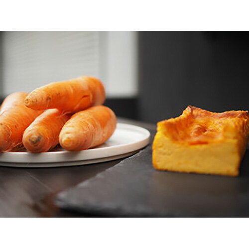 【ふるさと納税】No.297 平飼い有精卵　喜味の鶏子と人参の滑らかチーズケーキ ／ 野菜ケーキ にんじん 送料無料 大阪府