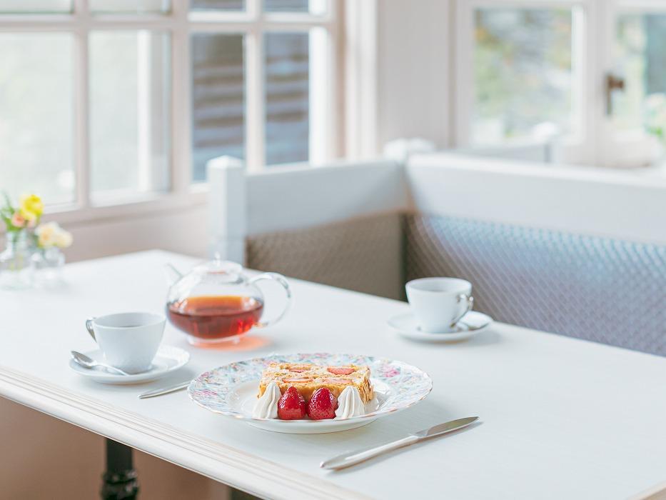 【ふるさと納税】北野異人館 旧ムーア邸 苺のミルフィーユ ペアチケット