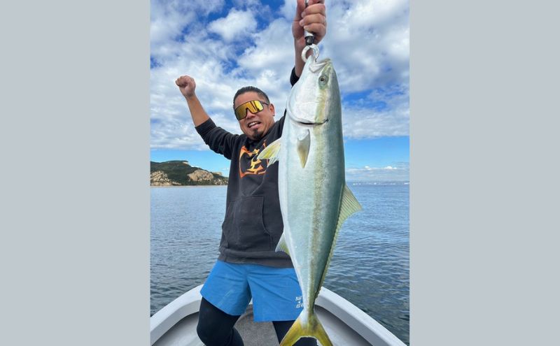 【ふるさと納税】瀬戸内海 家島近郊船釣り体験(遊漁船で1日10名まで) 体験チケット...