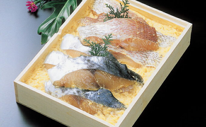 【ふるさと納税】明石産天然鯛・鰆味噌漬け4切れセット　【魚貝類・魚介類・詰め合わせ】