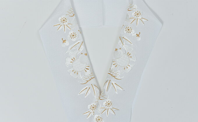 【ふるさと納税】半衿　松竹梅にふくらすずめの柄　ししゅう　白地に白と金の糸 刺繍 織物 ファッション 和装 篠原縫製　お届け：ご入金確認後、約1週間ほどで発送いたします。