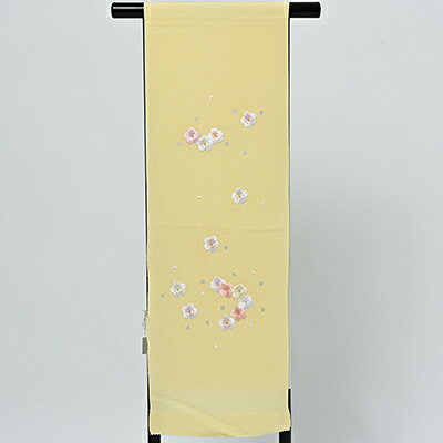 帯揚げ 黄色に花柄の刺繍 帯上げ 着物に 織物 ファッション 和装 式 篠原縫製 お届け：ご入金確認後、約1週間ほどで発送いたします。