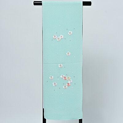 帯揚げ 水色に花柄の刺繍 帯上げ 着物に 織物 ファッション 和装 式 篠原縫製 お届け：ご入金確認後、約1週間ほどで発送いたします。