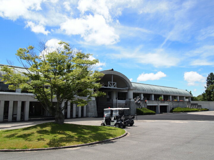 【ふるさと納税】美奈木ゴルフ倶楽部で使える利用券 三木市 兵庫県 関西 ゴルフ場