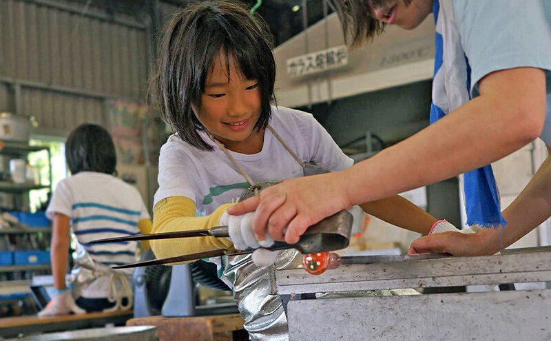 【ふるさと納税】 三田市ガラス工芸館利用券 3000円分 体験チケット ガラス創作 1日体験 ギフト お祝い 贈答品 中元 歳暮 数量限定 期間限定 人気 ふるさと納税 ふるさと 人気 おすすめ 送料無料 兵庫県 三田市[ 3d28bae340000 ] f282197-sanda-10000752 兵庫県三田市 サンプル画像3