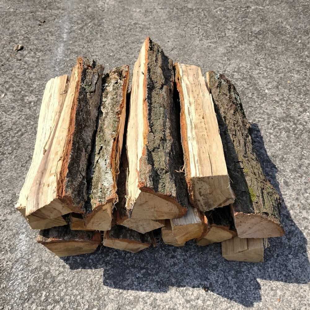 [2025年10月以降の発送]薪ストーブに最適、しっかり暖まる高級薪40cm 20kg 兵庫県 丹波篠山市 木材 薪ストーブ ストーブ 薪割り 割り薪 まき 乾燥 済 アウトドア キャンプ ファイヤー 焚き火 焚火 森林 林業 木 サウナ 送料無料 燃料