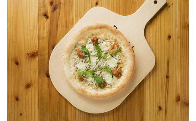 【ふるさと納税】手作り極上冷凍ピザ「福良湾の釜揚げしらすと梅肉PIZZA」　3枚セット f282243-minamiawaji-10001813 兵庫県南あわじ市 サンプル画像2