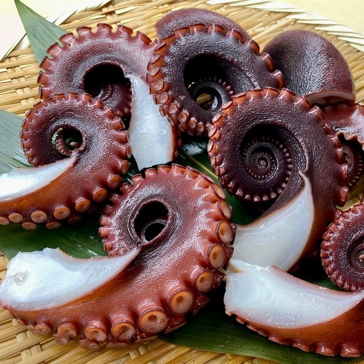 【ふるさと納税】【花光】タコ好きさん必見！淡路の島ダコ釜揚げ（切り落とし3～4人前）【旨さそのまま♪期間限定フレッシュ冷蔵便】