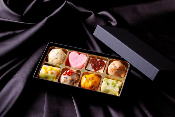 【ふるさと納税】トリュフチョコみたいなさつま揚げ「クラシック」（8個入り） 有限会社 魚万商店 もちいどの本店 奈良県 なら