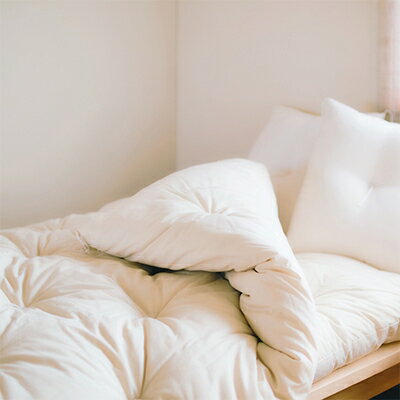 【ふるさと納税】ふっくらあたたかい掛け布団(木綿わた90%ポリエステル10%)シングル シンプルなオフ白無地【1101940】 [2]