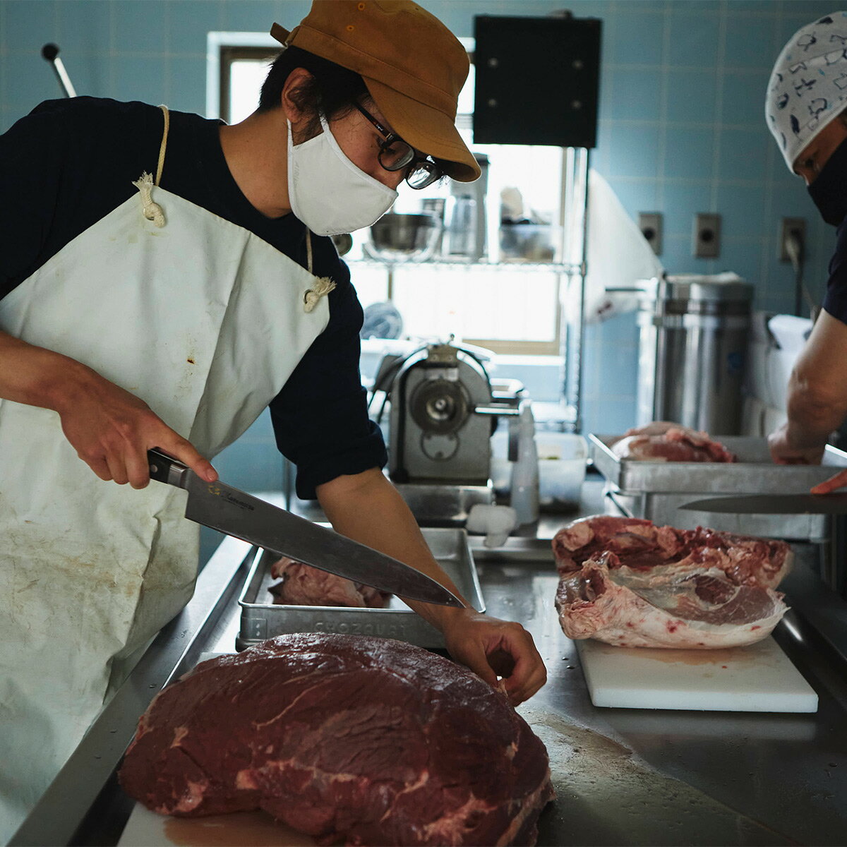 古民家燻製工房の手づくり肉製品 桜の木で燻製 ソーセージ ベーコンのおすすめお試し５種 ハム 本日の目玉