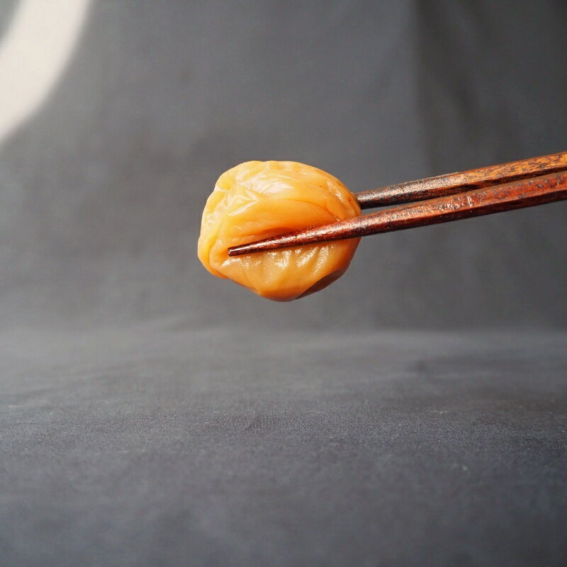 【ふるさと納税】特選極上梅 里一番 （はちみつ入り）【選べる容量500g～1kg】 塩分8% / 和歌山 梅干し 田辺市 紀州南高梅 南高梅 はちみつ 梅干 梅 うめ