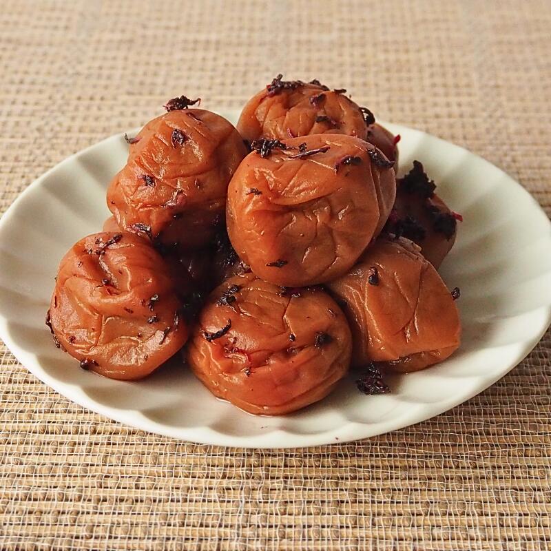 【ふるさと納税】うす塩味 かつお梅【選べる容量500g～1kg】塩分8%/ 歌山 梅干し 田辺市 紀州南高梅 南高梅 梅干 梅 うめ かつお梅