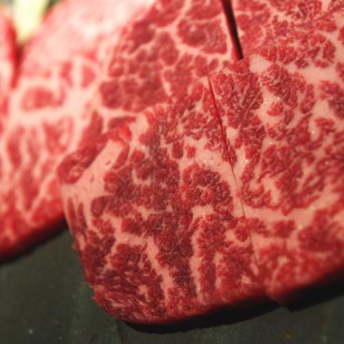 《熊野牛》極上モモ 焼肉用 230g　A4【和歌山県特産和牛】【KO－07】【準備ができ次第、順次発送いたします。】 | 肉 お肉 にく 食品 和歌山県産 人気 おすすめ 送料無料 ギフト