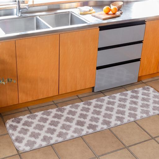 【ふるさと納税】コスモトロンで作った人気のモロッカン柄吸水速乾キッチンマット縦50cmX横240cmベージュ | 日用品 人気 おすすめ 送料無料