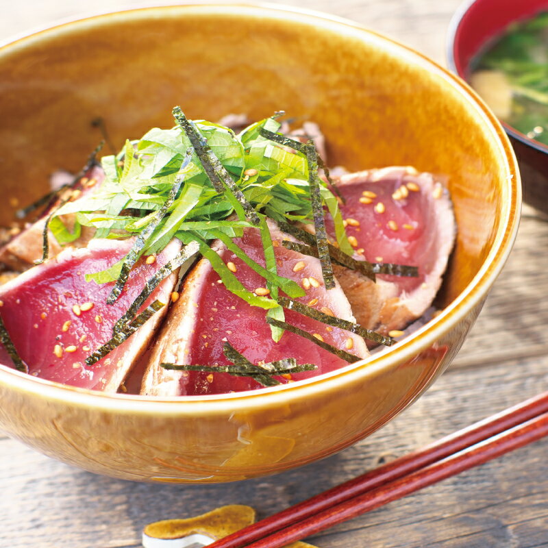 【ふるさと納税】【訳あり】 藁焼きかつおのたたき 1kg （藻塩入り）【KS3】 | カツオ かつお 鰹 鰹たたき かつおたたき 魚 お魚 さかな 食品 人気 海産物おすすめ 送料無料 和歌山県 返礼品 お礼の品 //best