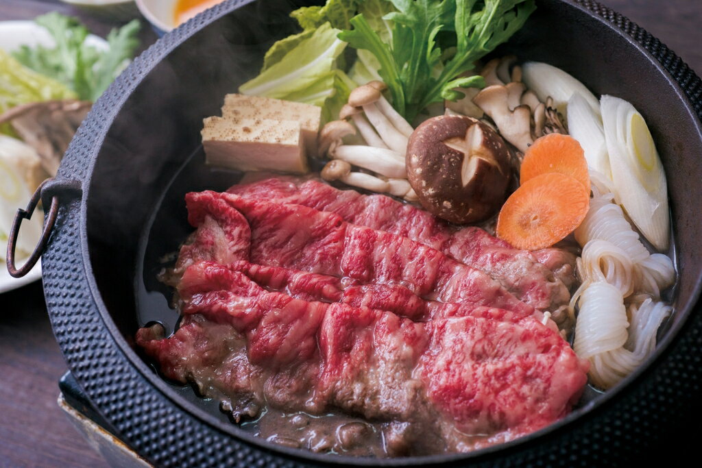 【ふるさと納税】AS-05　鳥取牛スライスセット(700g) 牛バラ 肩ロース 安心安全 鳥取県 鳥取県産 大山町 大山 お土産 返礼品 高級 牛肉 スライス 国産 肉料理 すきやき しゃぶしゃぶ 肉じゃが お取り寄せ ご当地 2