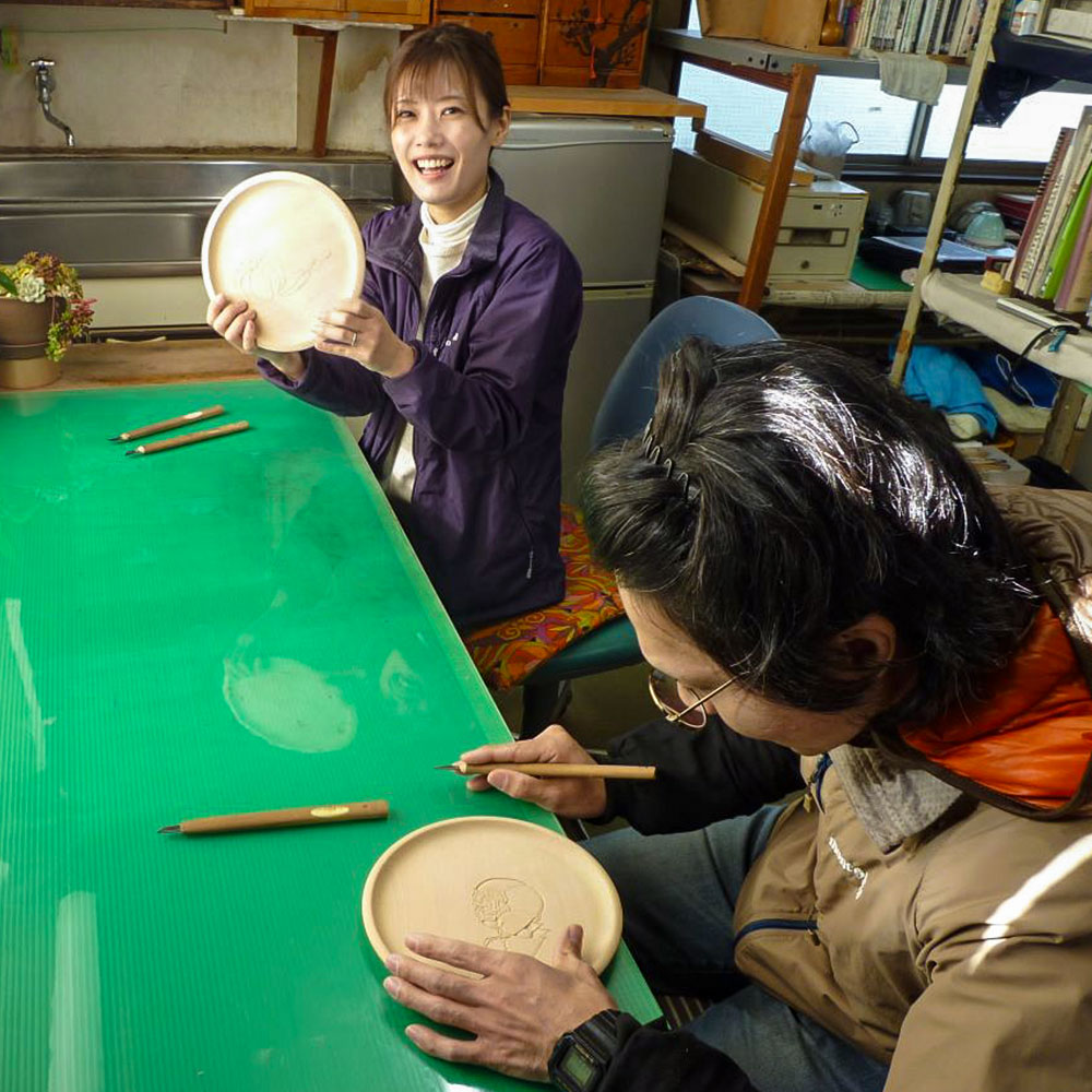 【ふるさと納税】【平日限定】栃の木を使用した木彫り体験チケットB（2名様分）　体験チケット・木彫り体験・2名様