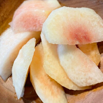 【ふるさと納税】【2026年先行予約】2026年8月上旬頃より発送予定・岡山の白桃・おかやま夢白桃(2kg箱)_ 桃 白桃 もも モモ 甘い 果物 くだもの フルーツ デザート 岡山県 津山市 国産 産直 産地直送 ギフト プレゼント 贈り物 送料無料 【配送不可地域：離島】【1484603】