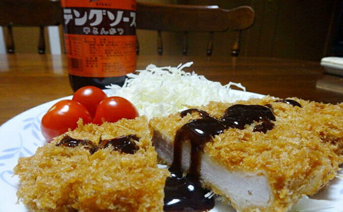 【ふるさと納税】テングソース半とん900ml×6本 中間醸造 とんかつ ヒレカツ 串揚げ 焼きそば ハンバーグ 野菜炒め 調味料 天狗 お好みソース 001007