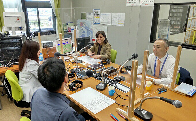 【ふるさと納税】あなたの声がラジオの時報になる！権 ラジオ 時報 FMみはら 広島県三原市　【 体験チケット 友人 家族 メッセージ ラジオ放送 ラジオ出演 思い出 記念 】 3