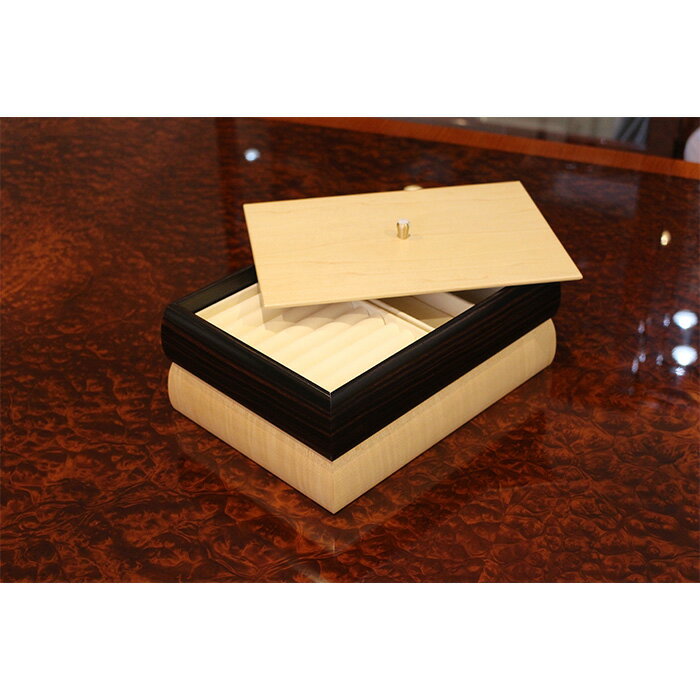 【ふるさと納税】SHINBEYジュエリートレイ2段C［No.878］／ 黒檀 ハードメープル 職人 丁寧 収納 送料無料 広島県