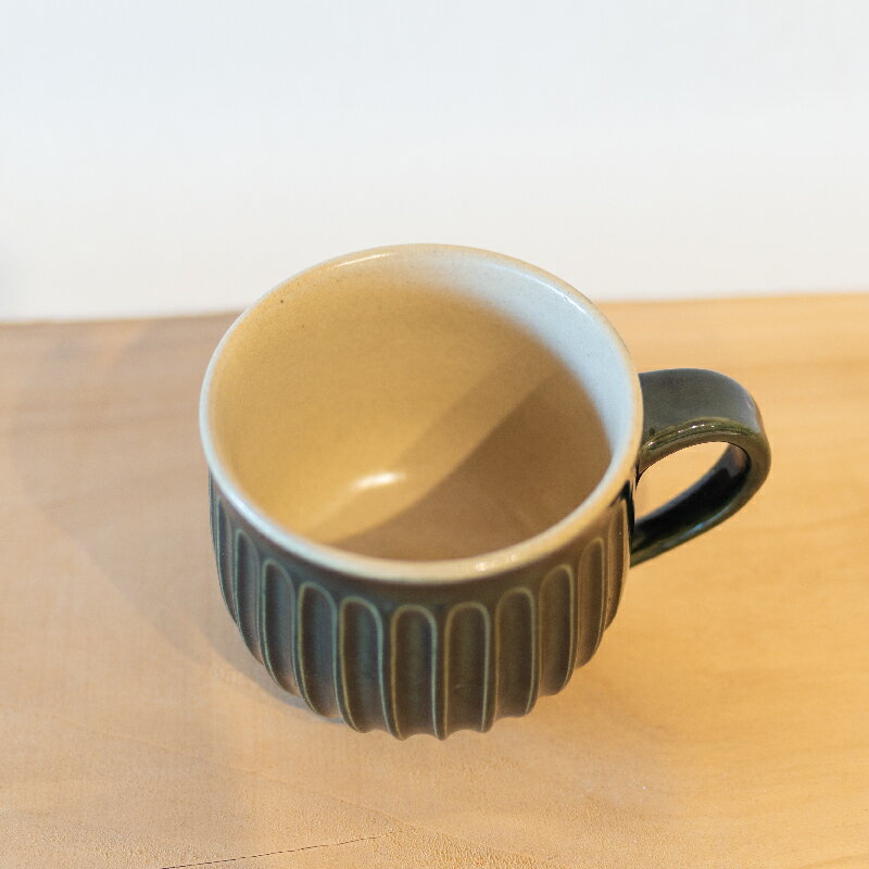 【ふるさと納税】 しのぎのマグカップ 小 るり色 食器 カップ 陶芸品 工芸品 木と土calm プレゼント ギフト クリスマス お誕生日 結婚祝い 下関市