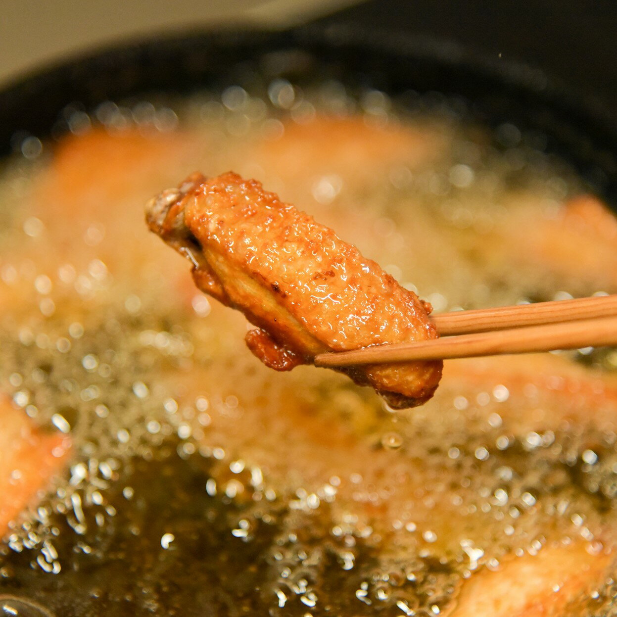 【ふるさと納税】鶏肉 手羽中 唐揚げ たっぷり チキンヒーロー 3kg 甘辛 スパイシー お弁当 おかず おつまみ チキンバー 弁当 大容量 (1004)