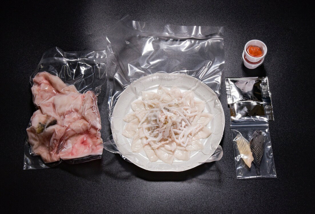 【ふるさと納税】 とらふぐ刺身 1-2人前 ふぐ鍋 ふぐ刺 ふぐ あら とらふぐ セット ひれ酒 冷凍 堪能（ぽん酢・もみじおろし付き）[刺身40g+ふぐ皮40g+あら300g+干しひれ2枚〕 (1103)