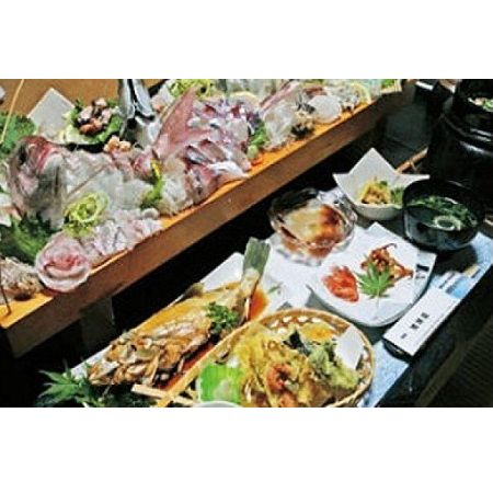 【ふるさと納税】沖家室島の一本釣り漁師のお宿で旬の味覚に舌鼓ペア宿泊券