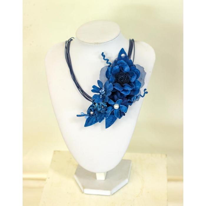 【ふるさと納税】藍染花のコサージュ　紐付き | 小物 ファッション 人気 おすすめ 送料無料
