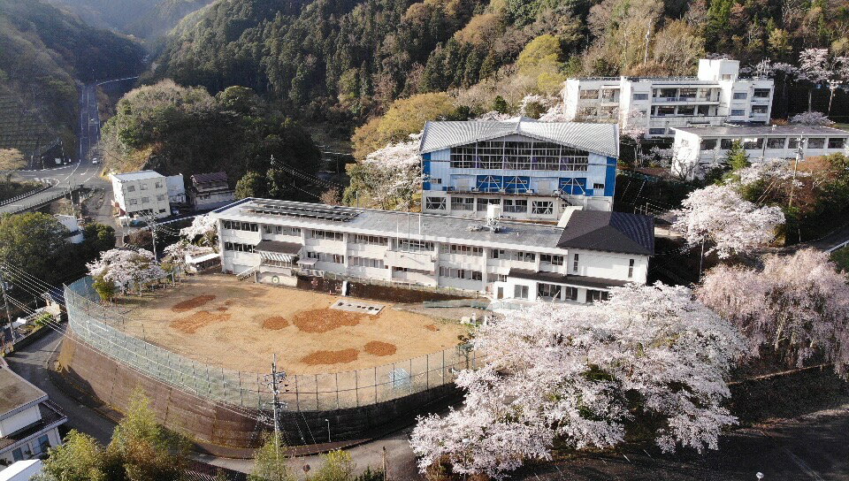 中山間地域交流拠点施設 たねのや 宿泊券(1泊・大人2名) ペア宿泊券