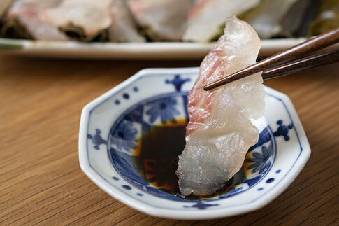 【ふるさと納税】真鯛刺身 10枚 【選べる容量】 5〜20パック 冷凍 天然真鯛 鯛 たい 鯛めし 海鮮 北風鮮魚 愛媛県 伊予市