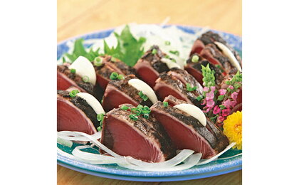 手焼き炙り鰹タタキ(2節入) 【魚貝類・かつお・カツオ】