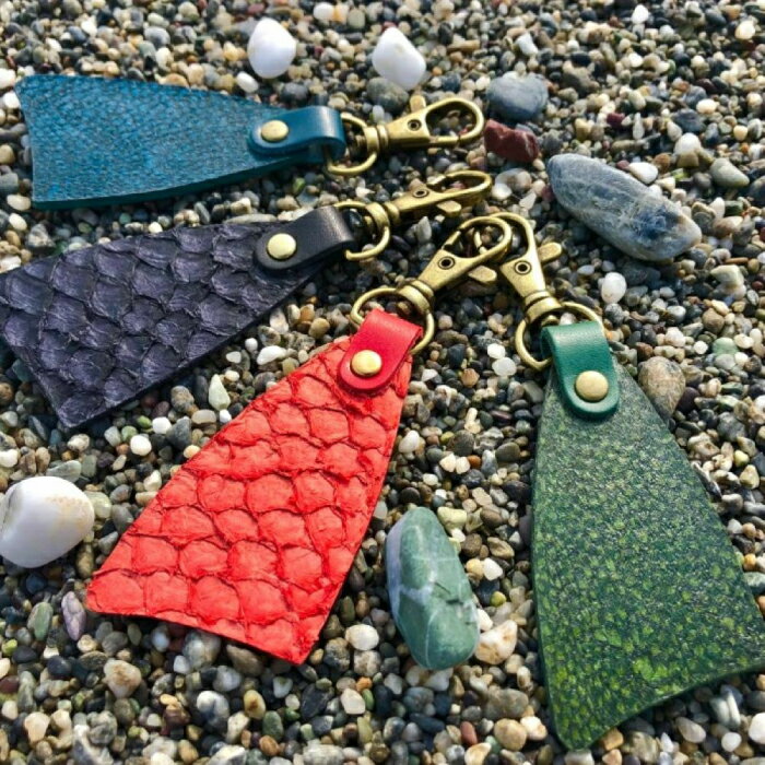 【ふるさと納税】【Ocean Blue】Ocean Leather フィレ型キーホルダー【マダイ】【興洋フリーズ株式会社】[ATBX085-04]