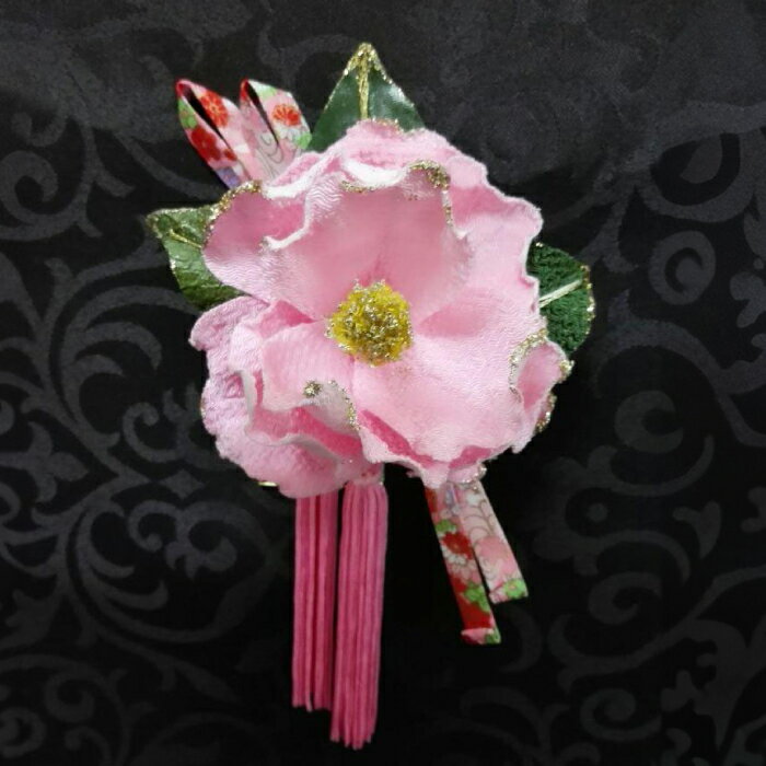 【ふるさと納税】髪飾り(八重つばき）らんまん 花 雑貨 造花 インテリア お祝い ギフト 贈答 人気 送料無料 高知市 【花工房美呂】[ATCO004]
