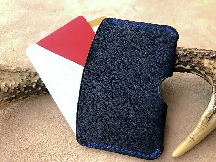 鹿革のカードケース -紺-(シンプル小さめ)革小物 レザー 定期入れ パスケース 免許証カバー