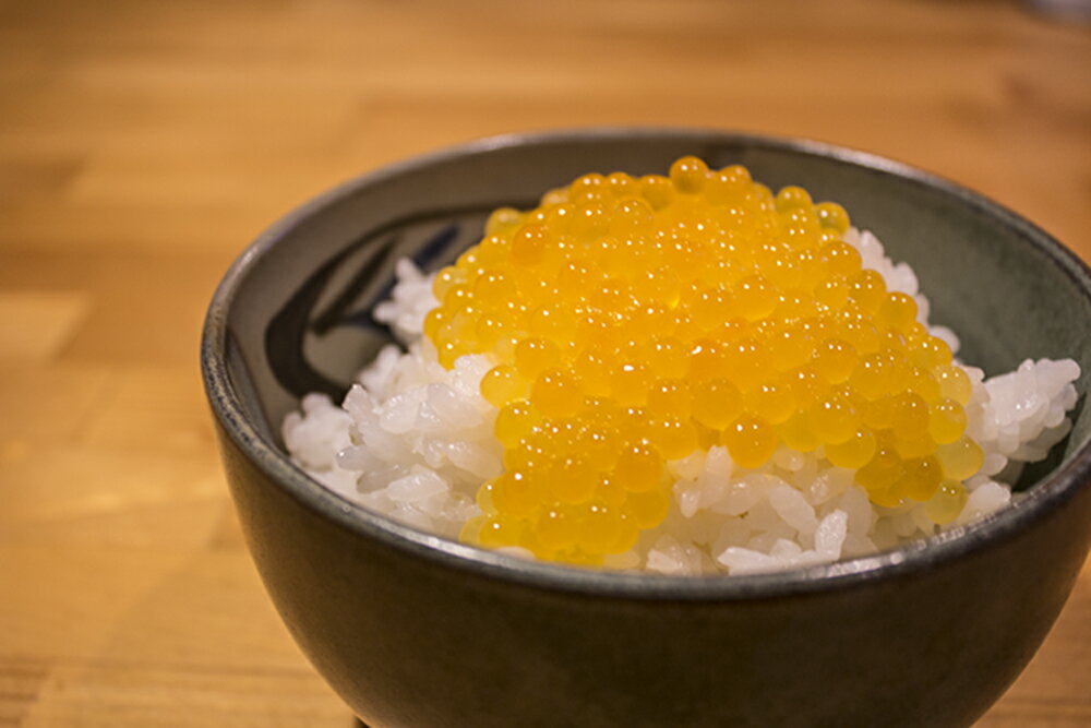 高知県仁淀川町 ユズアマゴ卵|清流育ちのブランド川魚|ゆず果汁配合で臭みが少ない上品な味わい|まるで清流のキャビアのような大粒たまご|贈答用・ご飯のお供・おつまみ・高知特産・国産魚卵