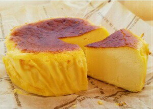 【ふるさと納税】 バスクチーズケーキ 4号 (12cm) 米粉入り 洋菓子 スイーツ ケーキ デザート 冷凍 Bmu-A36