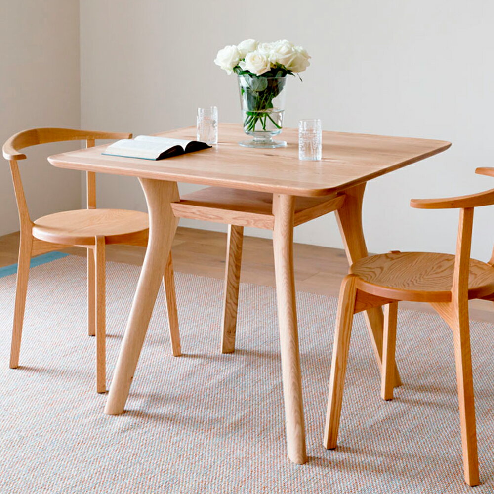 AGILE Dining Table 幅84cm/幅140cm/幅168cm 選べるサイズ ウォールナット材/オーク材 選べる材質 リビングテーブル ダイニングテーブル 受注生産 テーブル リビング 机 家具 インテリア 柳川市 送料無料