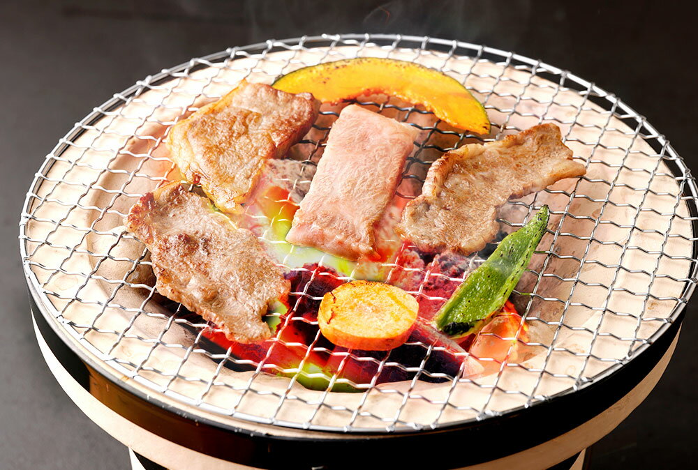 近江牛肩ロースすき焼用550g　送料無料【近江牛 肩ロース すき焼き 京都老舗 精肉店 お取り寄せ グルメ】