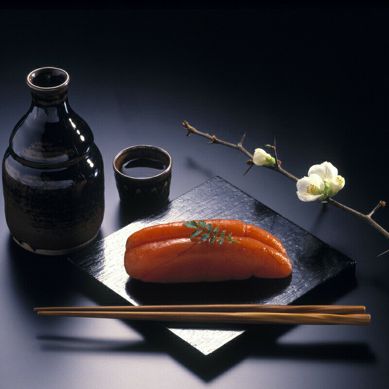 【ふるさと納税】宮近　無着色辛子明太子1kg　化粧箱・包装紙付　遠賀魚市場筆頭仲買人厳選の味　1本物めんたいこ 魚介 1キロ 贈答 プレゼント 送料無料 【001-0013】