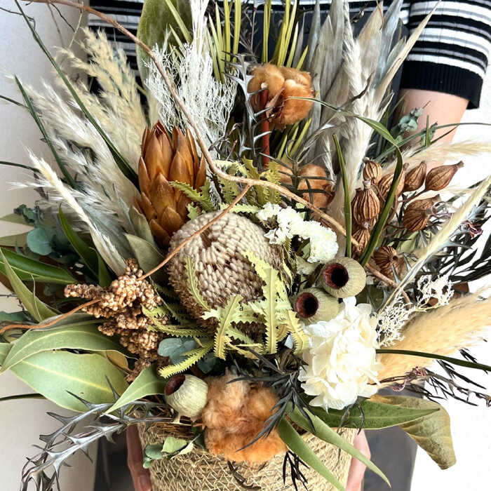 【ふるさと納税】バンクシアのアレンジメント（Mサイズ） 糸島市 / tokohana ドライフラワー アレンジ[AOC036] 47000円 4万7千円