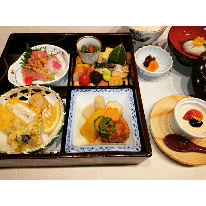 日本料理 和処月歩(なごみどころ げっぽ) ペアランチ食事券(松華堂弁当)