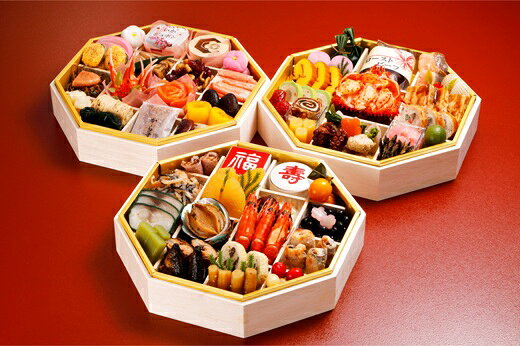 【ふるさと納税】日本料理てら岡・おせち／「てら岡おせち三段重」（6～8人前）.JDC001